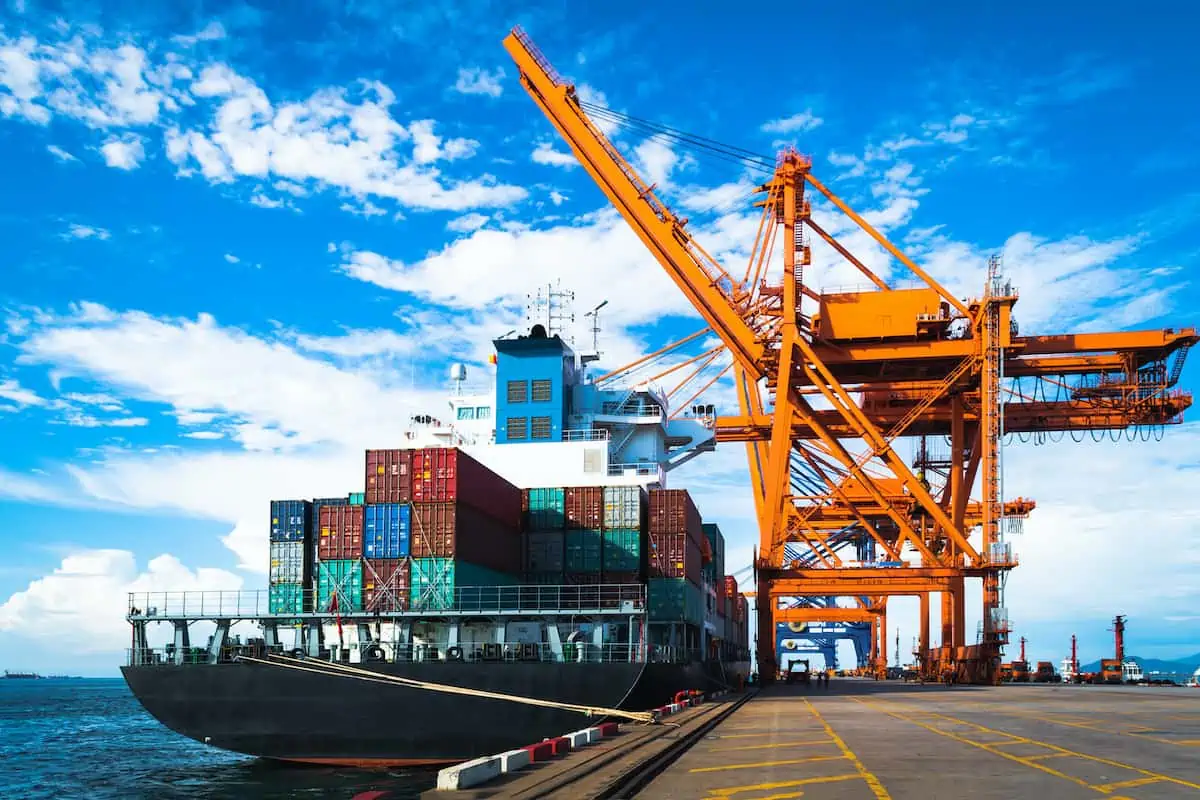 Transport a Crane