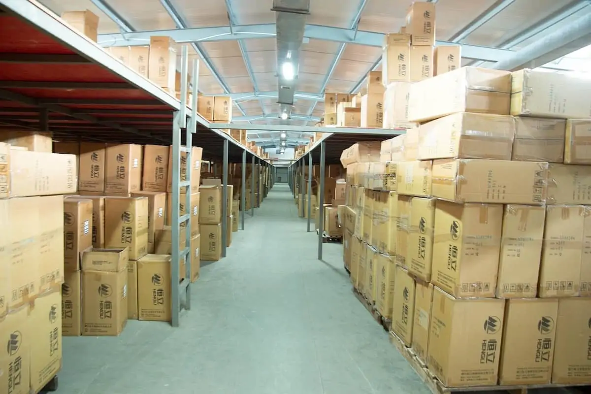 8 Ways to Improve Your Warehouse Fulfillment Efficiency!